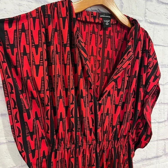 Moda International Size Medium Red Maxi Boho Dress Short Sleeve V-Neck Stretch - Picture 4 of 8